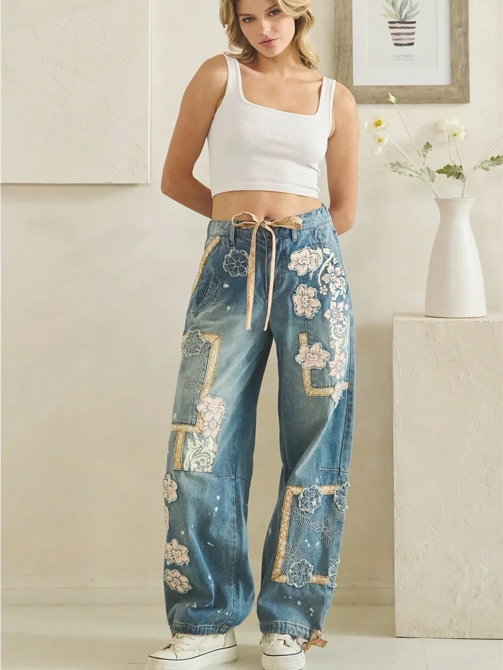 Oli & Hali Floral Block Patched Denim Pants - Picture 3 of 6